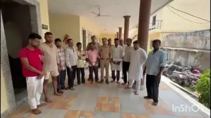 बरेली: बारादरी थाना पुलिस ने गेस्ट हाउस में किराए पर कमरा लेकर जुआ खेलने वाले 10 आरोपियों को किया गिरफ्तार