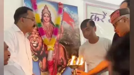बसंतपुर: अंतर्राष्ट्रीय योग दिवस पर वीरपुर कौशिकी भवन में आयोजित कार्यक्रम में PHED मंत्री नीरज कुमार सिंह रहे उपस्थित