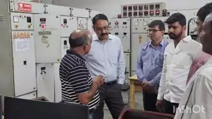 खलीलाबाद: जिलाधिकारी द्वारा औद्योगिक क्षेत्र खलीलाबाद का निरीक्षण किया गया, वृक्षारोपण किया गया