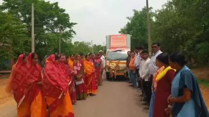 ଓରିଏଣ୍ଟ: କଣ୍ଡେଇକେଲା, ଚାରପାଲି, ରେମତା ଗ୍ରାମପଞ୍ଚାୟତରେ ବିକାଶ ମେଳା ଓ ବିକାଶ ବାହନ ଯାତ୍ରା ଅନୁଷ୍ଠିତ