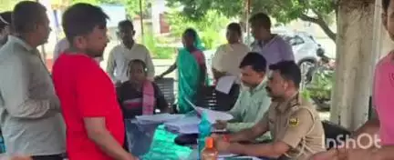 बाराहाट: भूमि विवाद निपटारे के लिए बाराहाट थाना परिसर में जनता दरबार का आयोजन