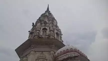 कन्नौज: कन्नौज शहर के सरायमीरा जीटी रोड पर स्थित प्राचीन शिवाला मंदिर, भक्तों की मनोकामना पूरी करते हैं बाबा