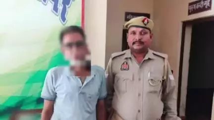 मिलक: मिलक कोतवाली पुलिस ने कस्बा मिलक से एक व्यक्ति के कब्जे से अवैध शराब बरामद करके कोर्ट में पेश किया कोर्ट ने जेल भेज दिया