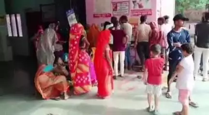 खागा: औढेरा के पास स्कूटी और बाइक की भिड़ंत में एक छात्रा की दर्दनाक मौत, चार लोग घायल, खखरेडू का मामला