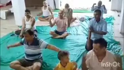 करपी: करपी में अंतर्राष्ट्रीय योग दिवस पर उमड़ा जनसैलाब, दर्जनों लोगों ने किया योगाभ्यास