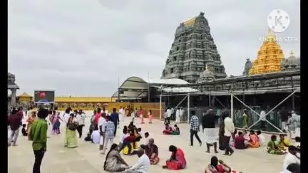 భువనగిరి: యాదాద్రి దేవస్థానంలో ప్రసాదం తయారీ బాయిలర్స్ ఏర్పాటును ప్రారంభించిన ఆలయ ఈవో భాస్కరరావు