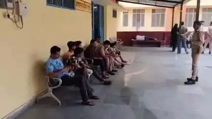 मुरादाबाद: मुरादाबाद पुलिस ने शांति भंग के मामले में 20 लोगों को किया गिरफ्तार