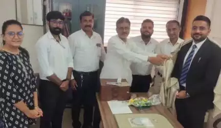 લાઠી: અમરેલી લેબરકોટના જજનું લાઠી ખાતે બદલી થતાં લેબર પ્રેક્ટિશનર એડવોકેટ દ્વારા વિદાય સમારોહનું આયોજન