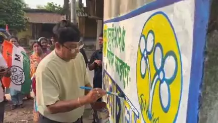 আউশগ্রাম ১: সামনেই একুশে জুলাই, একি করলেন আউশগ্রামের বিধায়ক অভেদানন্দ থান্দার