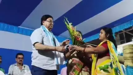 কোচবিহার ১: পৌরসভা কে অন্ধকারে রেখে রাস্তা ও ড্রেনের কাজের সূচনা করেছেন মন্ত্রী, কোচবিহারে বললেন পৌরসভার চেয়ারম্যান