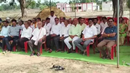 कटंगी: ग्राम अतरी-सांवगी में राजा भोज प्रतिमा की स्थापना की पहली वर्षगांठ पर कार्यक्रम का हुआ आयोजन
