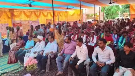 ବାରିପଦା ମ୍ୟୁନିସିପାଲଟି: ବାସିପିଠା ଠାରେ ବ୍ଲକ ପ୍ରଶାସନ ତରଫରୁ ବିକାଶ ବାହନ କାର୍ଯ୍ୟକ୍ରମ ଅନୁଷ୍ଠିତ