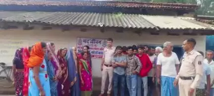 सूरजपुर: बसदेई पुलिस ने नशा मुक्ति के लिए चलाया जागरूकता अभियान