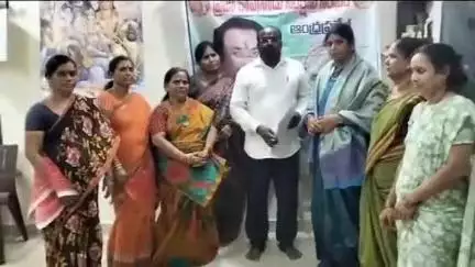 సెంట్రల్ నియోజకవర్గం ప్రజా కాపునాడు సంక్షేమ సంఘం అధ్యక్షురాలుగా ఉషా జ్యోతి నియామకం