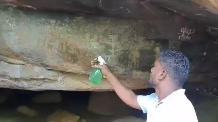 திருப்பத்தூர்: ஏலகிரி மலையில் 5,000 ஆண்டுகளுக்கு முந்தைய இரும்புக்கால மக்களின் பாறை ஓவியங்கள் கண்டுபிடிப்பு