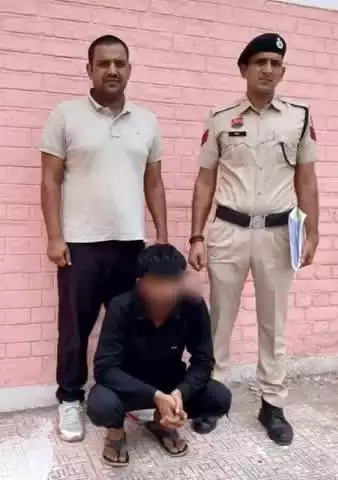 बहादुरगढ़: अपराध जांच शाखा प्रथम की टीम ने अवैध हथियार और 3 जिंदा कारतूस के साथ एक आरोपी को किया गिरफ्तार