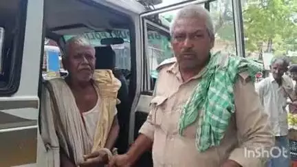 बड़हरा: सोहरा गांव से कृष्णागढ़ थाना पुलिस ने 5 लीटर महुआ शराब के साथ बुजुर्ग तस्कर को गिरफ्तार कर भेजा जेल