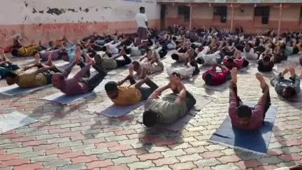 बुलढाणा: जिल्हा कारागृहात आंतरराष्ट्रीय योग दिवस उत्साहात साजरा