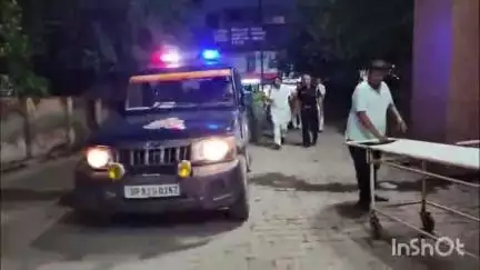 एटा: कुबडी चिल्मापुर गांव में संदिग्ध परिस्थितियों में युवक को लगी गोली, गंभीर हालत में हायर सेंटर किया गया रेफर