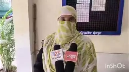 बिजनौर: बिजनौर में एक महिला ने सभसाद के पुत्र पर ₹11 हजार ठगने का आरोप लगाया