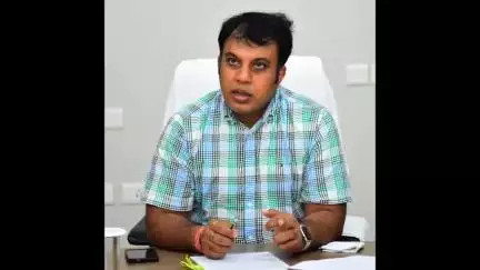 సిరిసిల్ల: ప్రభుత్వ ప్రాధాన్యత కార్యక్రమాలపై బ్యాంకర్లు దృష్టి సారించాలి: కలెక్టర్ సందీప్ కుమార్ ఝా