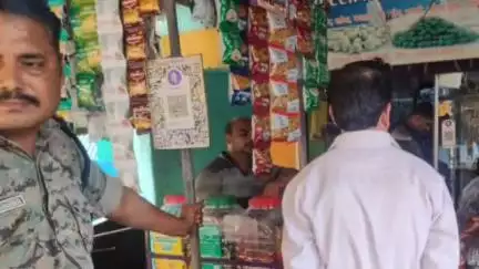 सिमरिया: खाद सुरक्षा पदाधिकारी ने सिमरिया मुख्य चौक एवं बगरा चौक में मादक पदार्थों के खिलाफ चलाया अभियान
