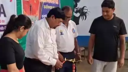 রানাঘাট ১: রানাঘাট ফ্রেন্ডস ক্লাব যোগ কেন্দ্রের আন্তর্জাতিক যোগ দিবস পালনে পুরসভার চেয়ারম্যান