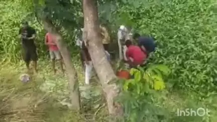 उदाकिशुनगंज: उदाकिशुनगंज थाना क्षेत्र में ट्रैक्टर पलटने से एक की मौत, दो गंभीर रूप से जख्मी