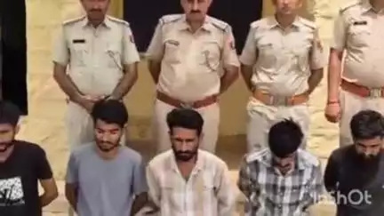 जैसलमेर: शामगढ़ पुलिस ने ऑपरेशन खुलासा के तहत पवन ऊर्जा संयंत्रों से केबल चोरी का किया खुलासा, 5 मुल्जिमों को किया गिरफ़्तार