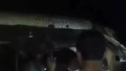 মাথাভাঙা ২: ডোবাপাড়া সংলগ্ন এলাকায় একটি টোটো নিয়ন্ত্রণ হারিয়ে রাস্তার ধারে একটি গাছে ধাক্কা,আহত চালক
