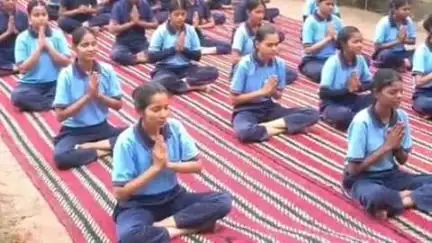 बेलछी: अंतर्राष्ट्रीय योग दिवस पर बेलछी प्रखंड के विभिन्न कार्यालयों में हुआ योगाभ्यास