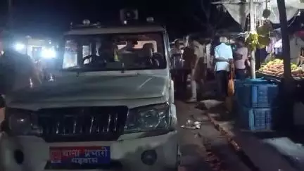 मझौली: मड़वास: न्यू थाना प्रभारी ने मार्केट में दलबल के साथ किया भ्रमण, व्यापारियों को दिए निर्देश