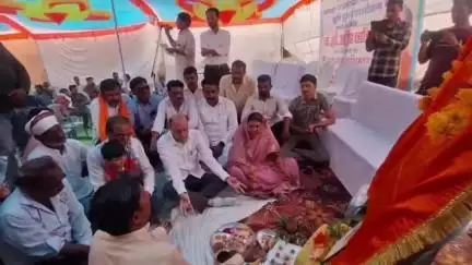 सागर: खैजराबाग़ में नरयावली विधायक द्वारा सड़क निर्माण कार्य का भूमि पूजन