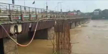 गोलमुरी-सह-जुगसलाई: जमशेदपुर में स्वर्णरेखा नदी का जलस्तर घटा, मौसम सामान्य हुआ