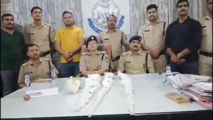 मुरैना नगर: कोतवाली पुलिस ने हथियार सप्लायर को गिरफ्तार कर 3 रायफल और 37 राउंड बरामद किए: CSP