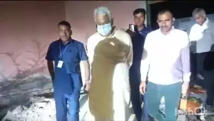 बीकानेर: कृषि मंत्री किरोड़ी लाल मीणा ने करणी औद्योगिक क्षेत्र में बीज भंडारण फैक्ट्रियों पर की छापेमारी