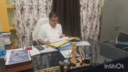 कल्याणपुर: एडीएम ने किया कल्याणपुर अंचल कार्यालय का निरीक्षण
