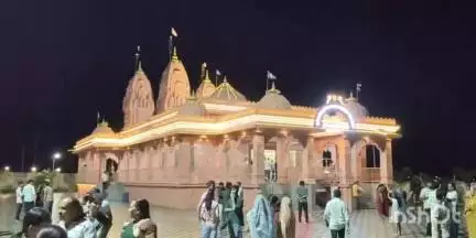 डही: एकादशी पर खाटू श्याम मंदिर कोलगाव एवं दाहोद के कष्टभंजन देव मंदिर में भक्तों की लगी कतार, भगवान का हुआ विशेष श्रृंगार