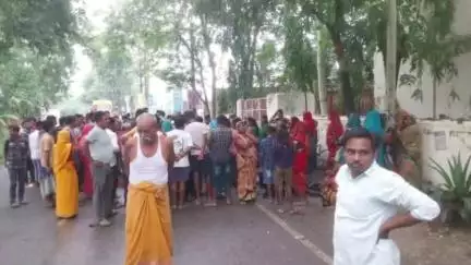 उजियारपुर: अंगार घाट थाना क्षेत्र के राजेश्वर चौक पर भीषण सड़क हादसा, बाइक सवार गंभीर रूप से जख्मी