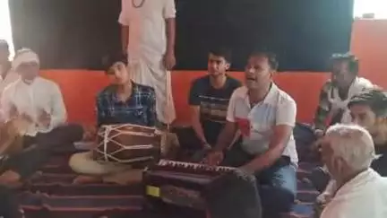 सोहागपुर: जमनी सरोवर हनुमान मंदिर में आज सीताराम कीर्तन का आयोजन हुआ, बड़ी संख्या में श्रद्धालु उपस्थित रहे