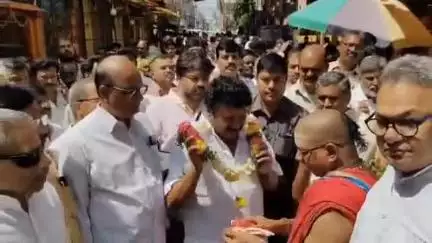 హిమాయత్ నగర్: ఉజ్జయిని మహంకాళి ఆలయంలో బోనాల జాతర నేపథ్యంలో ఆలయాన్ని సందర్శించిన ఎమ్మెల్యే తలసాని శ్రీనివాస్ యాదవ్