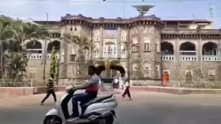 सातारा: कराड चिपळूण महामार्गावर रविवारपासून सहा दिवस अवजड वाहतूक पूर्ण राहणार बंद; पोलीस अधीक्षक तुषार दोशी यांनी काढली अधिसूचना