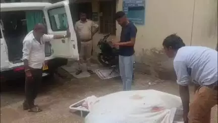 केशोरायपाटन: श्रीपुरा के पास पिकअप की टक्कर से बाइक सवार पत्नी की हुई मौत, गंभीर घायल पति को कोटा रेफर किया, पुलिस ने मामला दर्ज