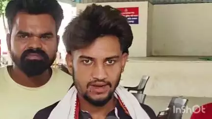 सहारनपुर: सहारनपुर एसएसपी कार्यालय पहुंचे गांव बुड्ढा खेड़ा के दलित ने कुछ लोगों पर जानलेवा हमला करने का आरोप लगाया