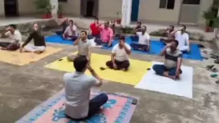 बसिया: बसिया और भरनों में अंतर्राष्ट्रीय योग दिवस पर हुआ योगाभ्यास