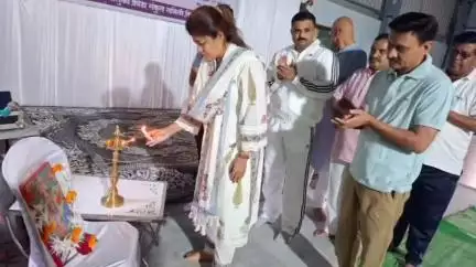 चिखली: चिखलीतील तालुका क्रीडा संकुलावर आंतरराष्ट्रीय योग दिनाचा उत्साह साजरा