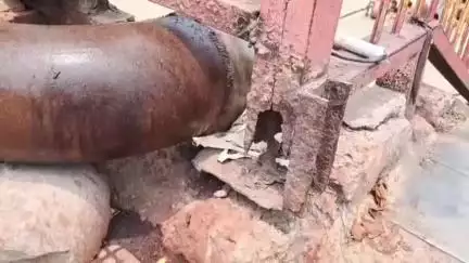 हरिद्वार: विष्णु घाट का जर्जर पुल हादसों को दे रहा न्यौता, स्थानीय लोगों और व्यापारियों ने की पुननिर्माण की मांग #jansamasya
