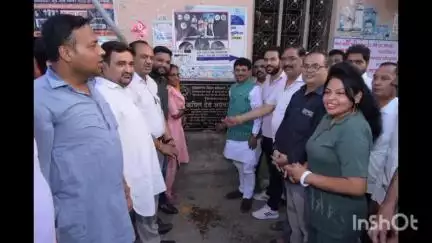 मुज़फ्फरनगर: दक्षिणी कृष्णापुरी स्थित स्वामी विवेकानंद मार्ग के निर्माण कार्य का शिलान्यास राज्य मंत्री कपिल देव अग्रवाल ने किया
