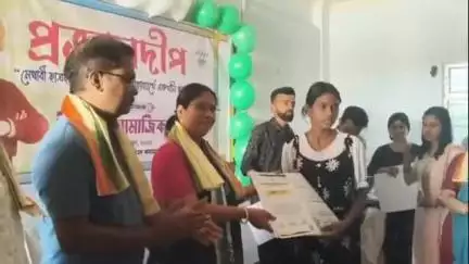 ধর্মনগর: সেন্ট্রালরোড স্থিত UTZP এর অফিসের কনফারেন্স হলে অনুষ্ঠিত হল উদ্ভাবনী সমাজিক সংস্থার অনুষ্ঠান