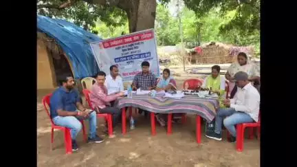 धरहरा: डॉ. अम्बेडकर समग्र विकास सेवा अभियान के तहत महगामा पंचायत में शिविर का आयोजन